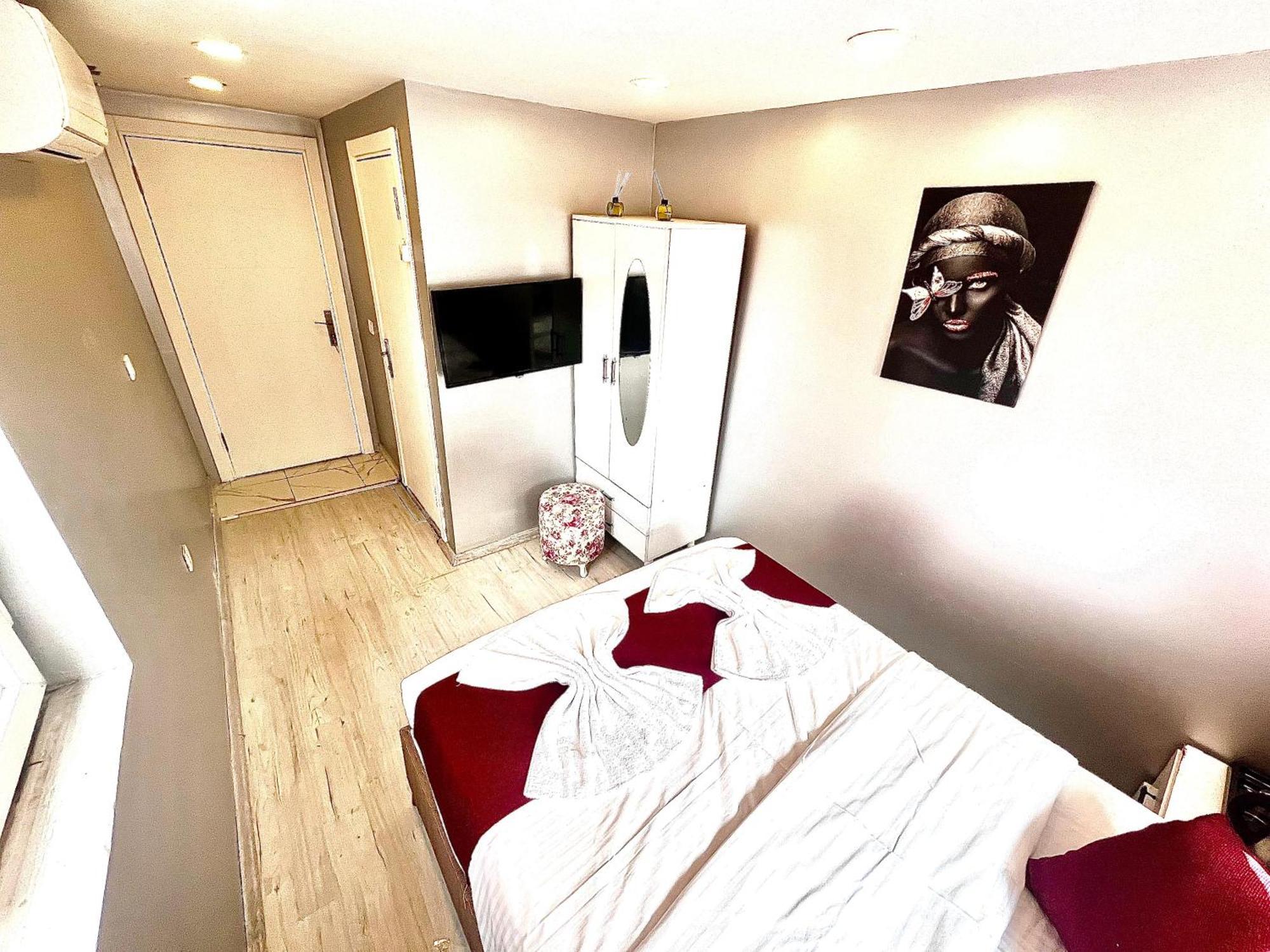 Hotel Taksim The Capital Center 2*